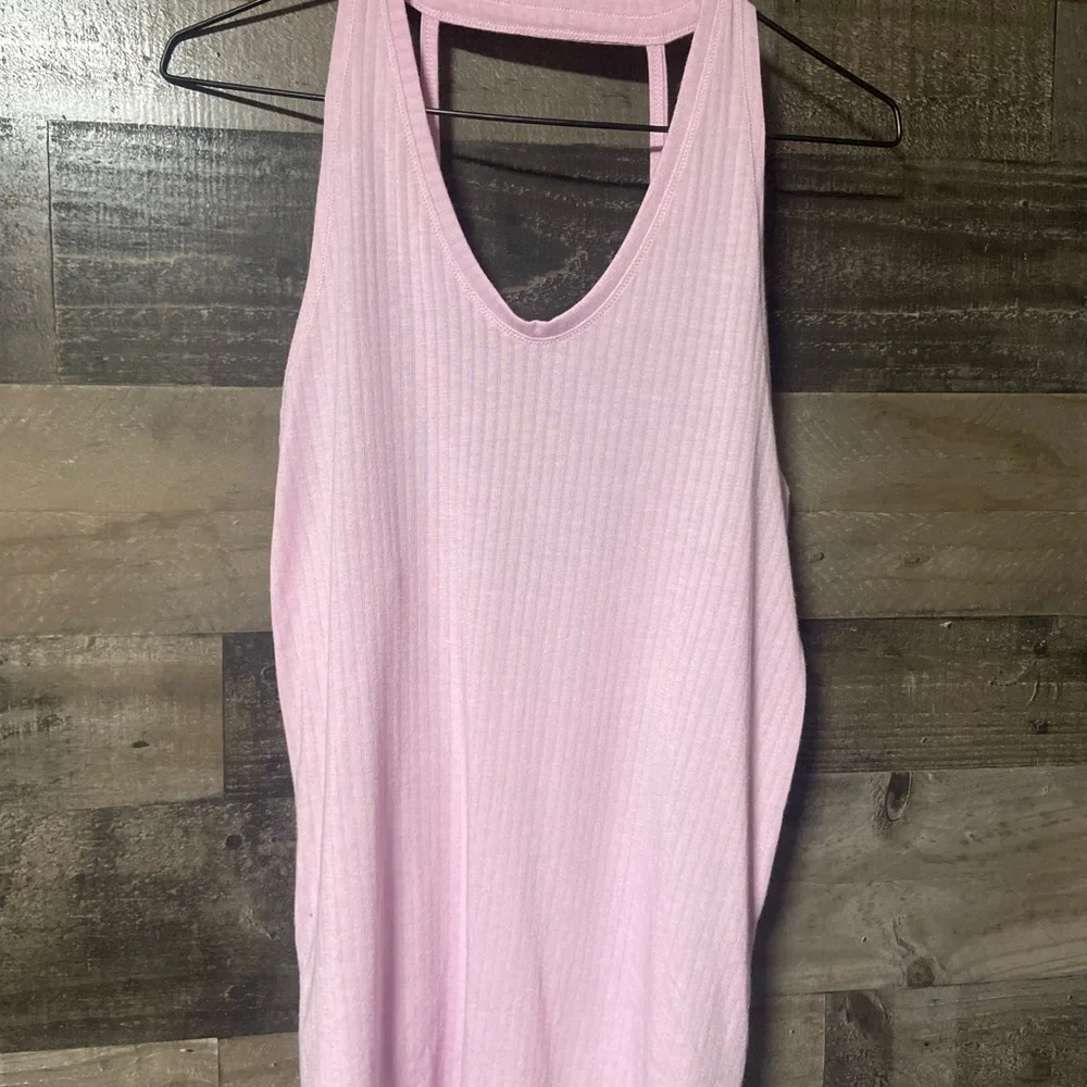 Nike Lightweight Light Pink Dri-FIT Tank Top Small